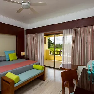 Tot Apartahotel